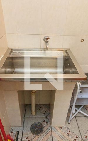 Casa à venda com 300m², 3 quartos e 3 vagas Casa à venda com 300m², 3 quartos e 3 vagasÁrea de serviço