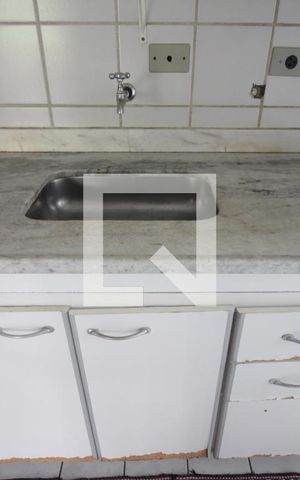 Apartamento para alugar com 70m², 1 quarto e 1 vagaPia