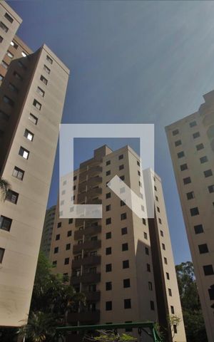 Apartamento para alugar com 70m², 1 quarto e 1 vagaFachada