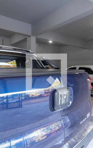 Casa à venda com 234m², 3 quartos e 4 vagas Casa à venda com 234m², 3 quartos e 4 vagasGaragem