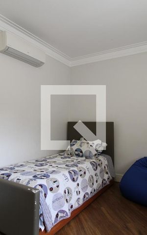 Casa à venda com 344m², 5 quartos e 4 vagasSuíte 2