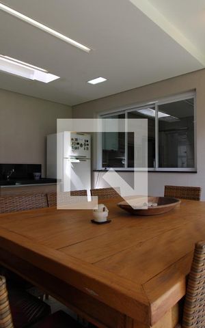 Casa à venda com 344m², 5 quartos e 4 vagasvaranda