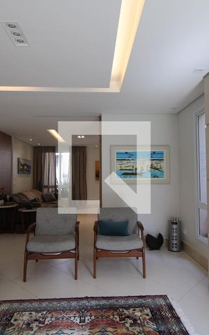 Casa à venda com 344m², 5 quartos e 4 vagasSala