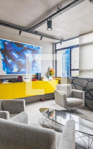 Apartamento à venda com 107m², 2 quartos e sem vagaSala