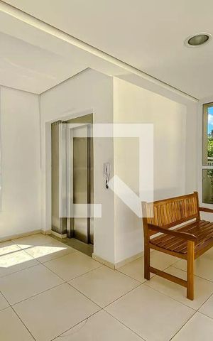 Apartamento à venda com 86m², 3 quartos e 2 vagas Apartamento à venda com 86m², 3 quartos e 2 vagasArea Comun