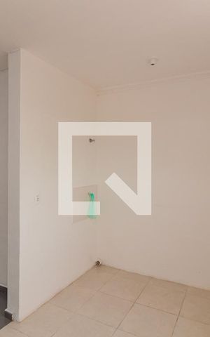 Apartamento à venda com 49m², 2 quartos e 1 vaga Apartamento à venda com 49m², 2 quartos e 1 vagaCozinha e Área de Serviço