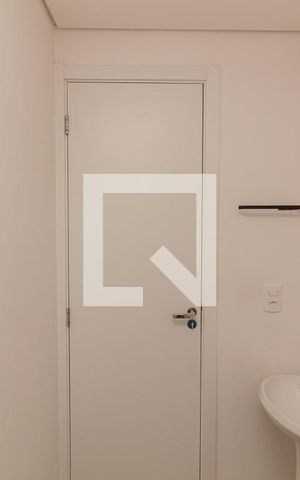 Apartamento à venda com 49m², 2 quartos e 1 vaga Apartamento à venda com 49m², 2 quartos e 1 vagaBanheiro