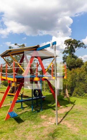 Apartamento à venda com 49m², 2 quartos e 1 vaga Apartamento à venda com 49m², 2 quartos e 1 vagaÁrea comum - Playground