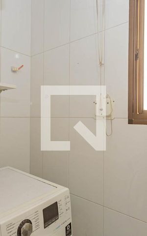 Apartamento à venda com 65m², 3 quartos e 1 vagaÁrea de Serviço