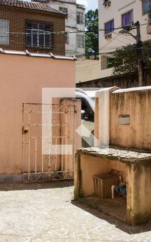 Casa de condomínio à venda com 87m², 3 quartos e 1 vagaQuintal / Frente da Casa