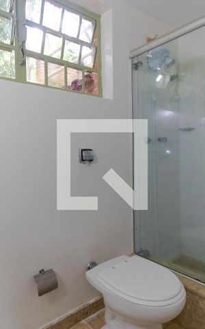Casa à venda com 237m², 3 quartos e 3 vagasBanheiro 01