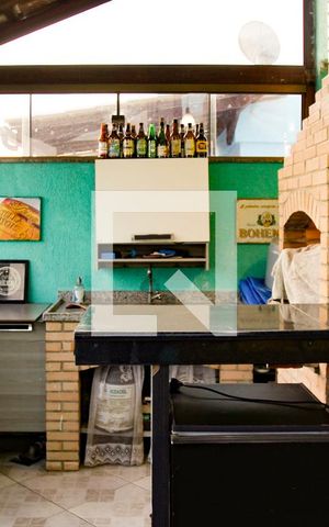 Casa de condomínio à venda com 170m², 3 quartos e 1 vagaÁrea Externa