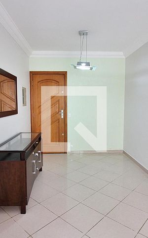 Apartamento para alugar com 70m², 3 quartos e 1 vagaSala
