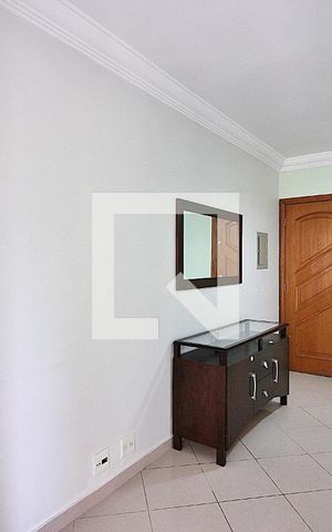 Apartamento para alugar com 70m², 3 quartos e 1 vagaSala