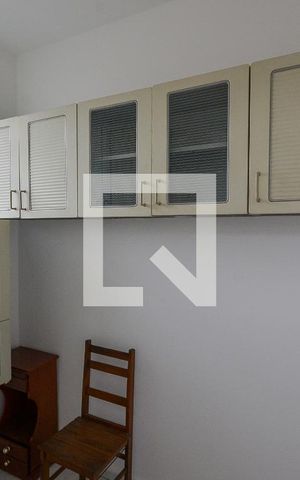 Apartamento para alugar com 75m², 2 quartos e 1 vaga Apartamento para alugar com 75m², 2 quartos e 1 vagaQuarto de Serviço