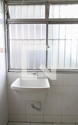 Apartamento à venda com 45m², 2 quartos e sem vagaarea de serviço