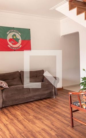 Casa à venda com 421m², 4 quartos e 5 vagas Casa à venda com 421m², 4 quartos e 5 vagasSala 2