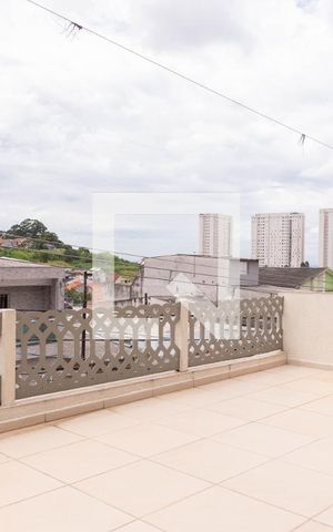 Casa à venda com 421m², 4 quartos e 5 vagas Casa à venda com 421m², 4 quartos e 5 vagasSacada
