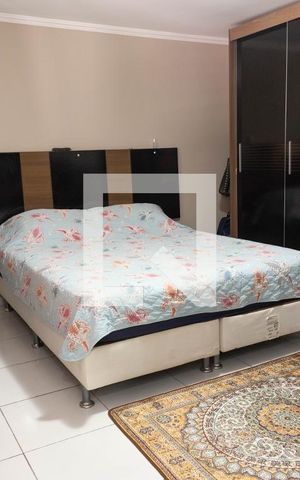 Casa à venda com 421m², 4 quartos e 5 vagas Casa à venda com 421m², 4 quartos e 5 vagasQuarto 3