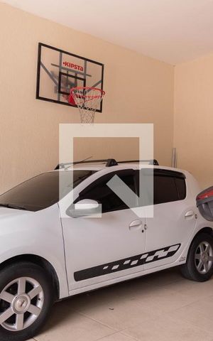 Casa à venda com 421m², 4 quartos e 5 vagas Casa à venda com 421m², 4 quartos e 5 vagasGaragem