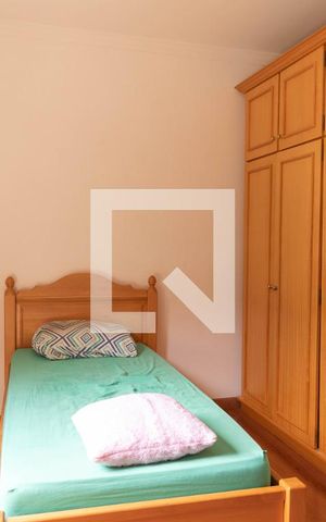 Casa à venda com 421m², 4 quartos e 5 vagas Casa à venda com 421m², 4 quartos e 5 vagasQuarto 1