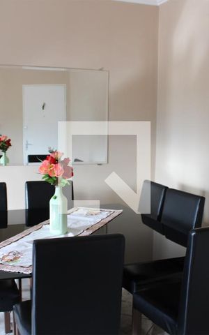 Apartamento à venda com 72m², 2 quartos e 1 vaga Apartamento à venda com 72m², 2 quartos e 1 vagaSala