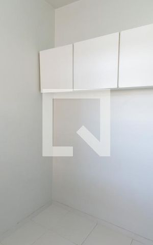 Apartamento para alugar com 95m², 2 quartos e 1 vaga Apartamento para alugar com 95m², 2 quartos e 1 vagaQuarto de Serviço