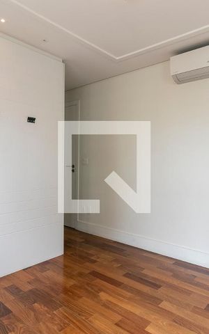Apartamento à venda com 156m², 3 quartos e 3 vagasSuíte 1