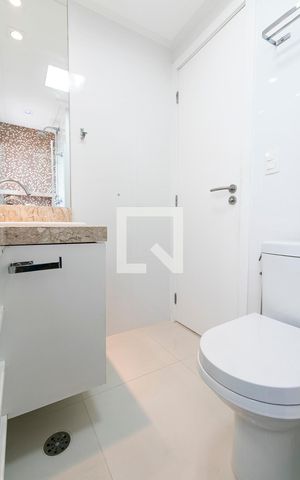 Apartamento à venda com 156m², 3 quartos e 3 vagasSuíte 2 - Banheiro