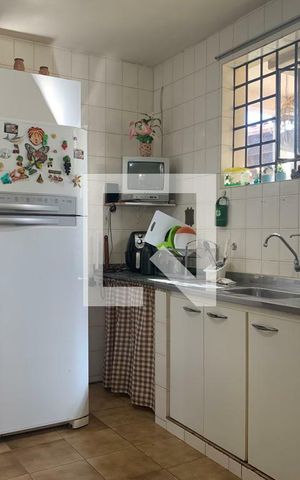 Casa à venda com 228m², 5 quartos e 2 vagas
