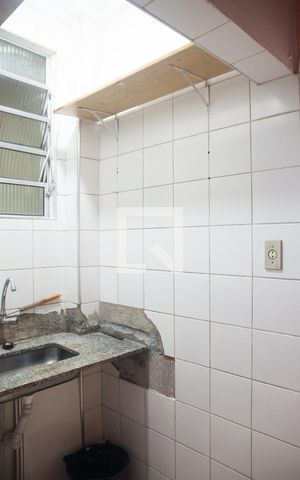 Studio à venda com 38m², 1 quarto e sem vaga Studio à venda com 38m², 1 quarto e sem vagaCozinha