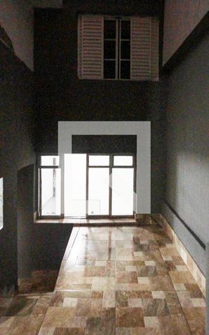 Casa à venda com 90m², 2 quartos e 2 vagasQuintal e Área de Serviço