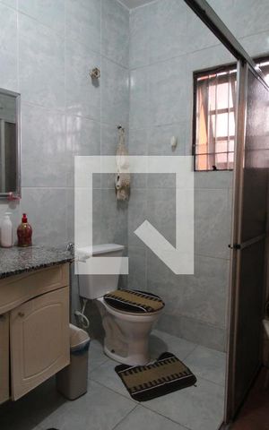 Casa para alugar com 180m², 3 quartos e 2 vagasBanheiro comum