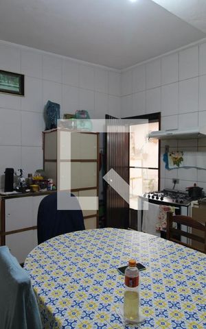 Casa para alugar com 180m², 3 quartos e 2 vagasCozinha
