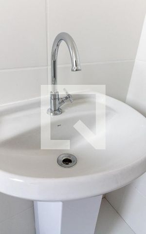 Apartamento para alugar com 32m², 1 quarto e sem vaga Apartamento para alugar com 32m², 1 quarto e sem vagaBanheiro