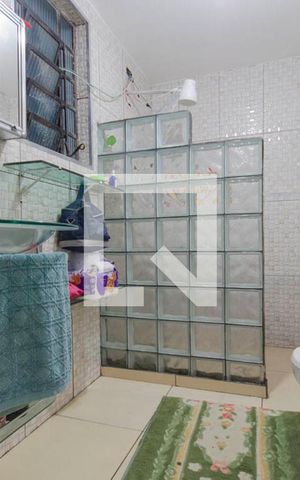 Casa à venda com 300m², 1 quarto e sem vagaBanheiro