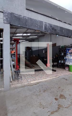 Casa à venda com 300m², 1 quarto e sem vagaFachada