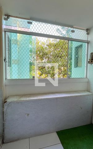 Apartamento à venda com 70m², 2 quartos e 2 vagasÁrea de Serviço