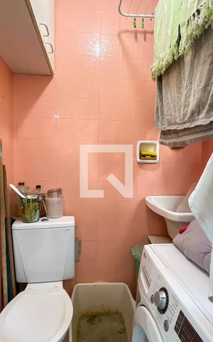 Apartamento à venda com 70m², 2 quartos e 2 vagasBanheiro de Serviço