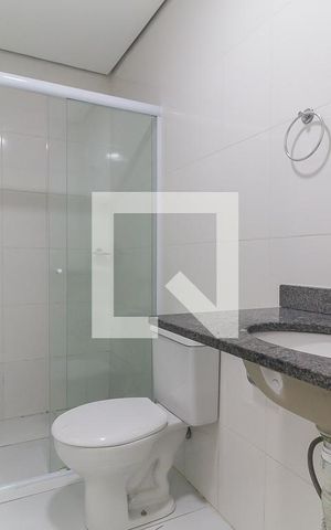 Apartamento para alugar com 74m², 3 quartos e 1 vaga Apartamento para alugar com 74m², 3 quartos e 1 vagaBanheiro