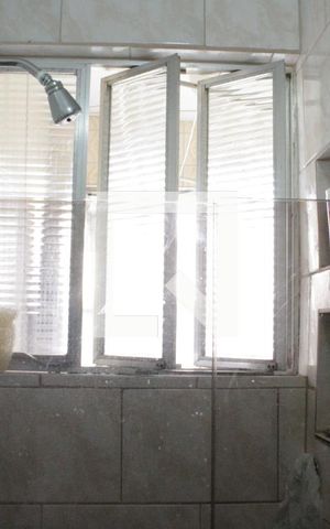 Apartamento à venda com 50m², 2 quartos e sem vagaBanheiro