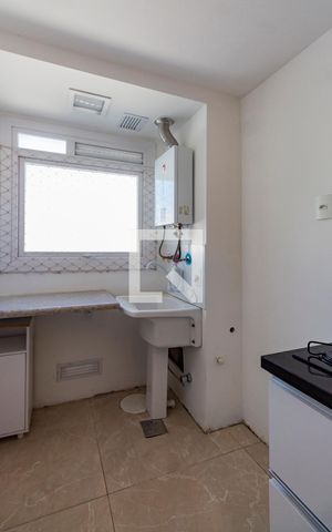 Apartamento à venda com 66m², 2 quartos e 1 vaga Apartamento à venda com 66m², 2 quartos e 1 vagaLavanderia