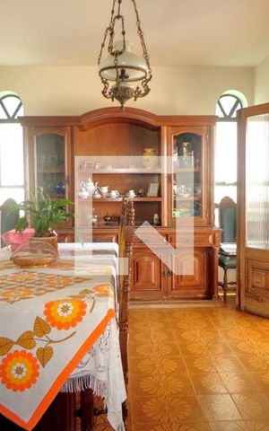 Casa para alugar com 716m², 10 quartos e 4 vagas
