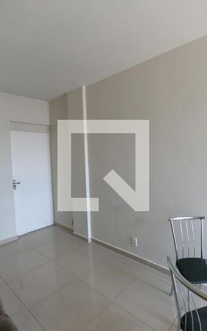 Apartamento para alugar com 76m², 3 quartos e sem vagaSala