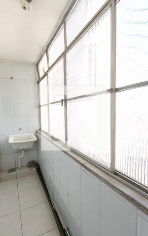 Apartamento para alugar com 76m², 3 quartos e sem vagaÁrea de Serviço