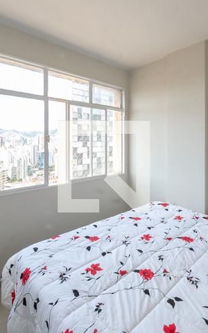 Apartamento para alugar com 76m², 3 quartos e sem vagaQuarto 2
