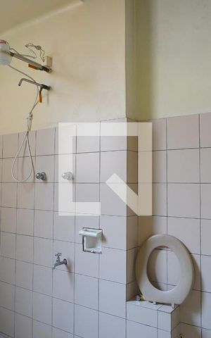 Casa à venda com 300m², 3 quartos e sem vagaBanheiro 1