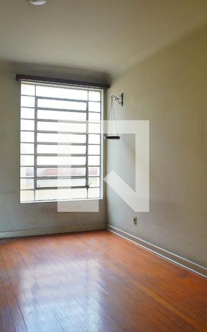 Casa à venda com 300m², 3 quartos e sem vagaSala