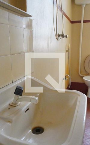 Casa à venda com 300m², 3 quartos e sem vagaBanheiro de Serviço