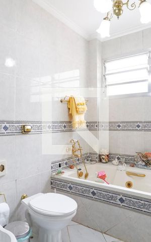 Apartamento à venda com 168m², 3 quartos e 1 vagaBanheiro